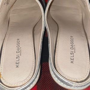 Kelsi Dagger mule/booties